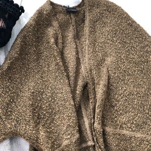 Urban outfitters light sweater